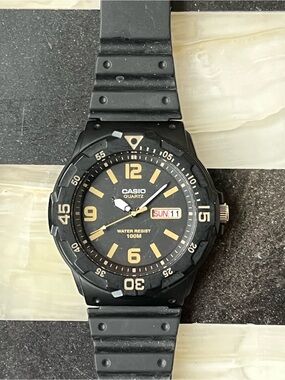 Casio Quartz Analog 100M Black Resin Strap Dress Men's Watch MRW-200H-1B2VDF